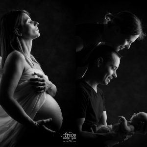 Séance photo de grossesse en studio et nouveau-né