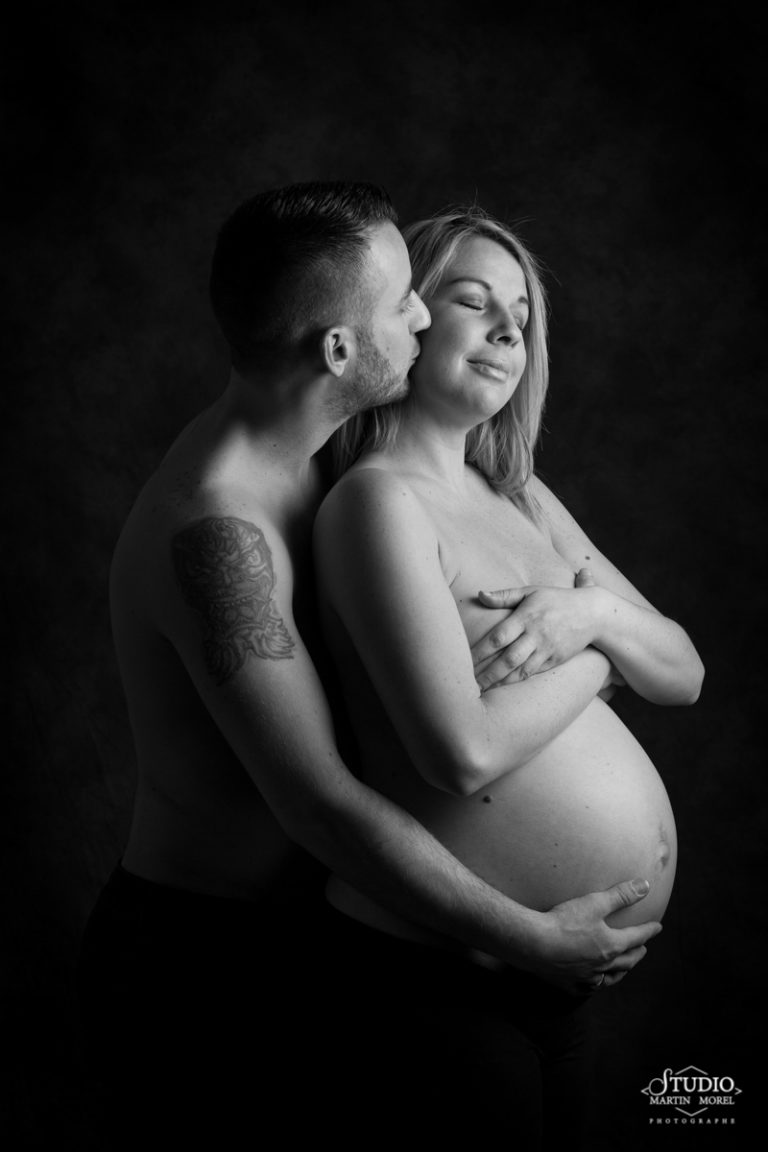 couple photo de grossesse Grenoble Studio Martin Morel