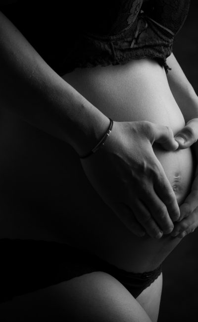ventre de femme enceinte Studio Martin Morel photographe grossesse Grenoble